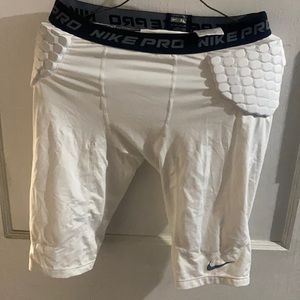 NIKE PRO COMPRESSION SHORTS